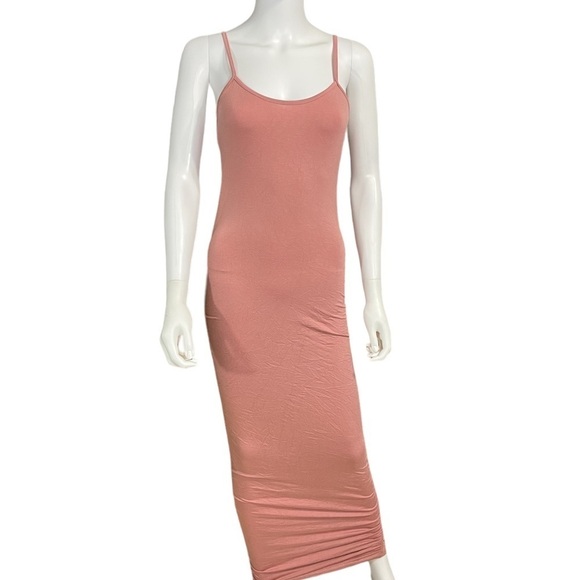 Pink Ruched Spaghetti Strap Dress
New - Picture 3 of 7